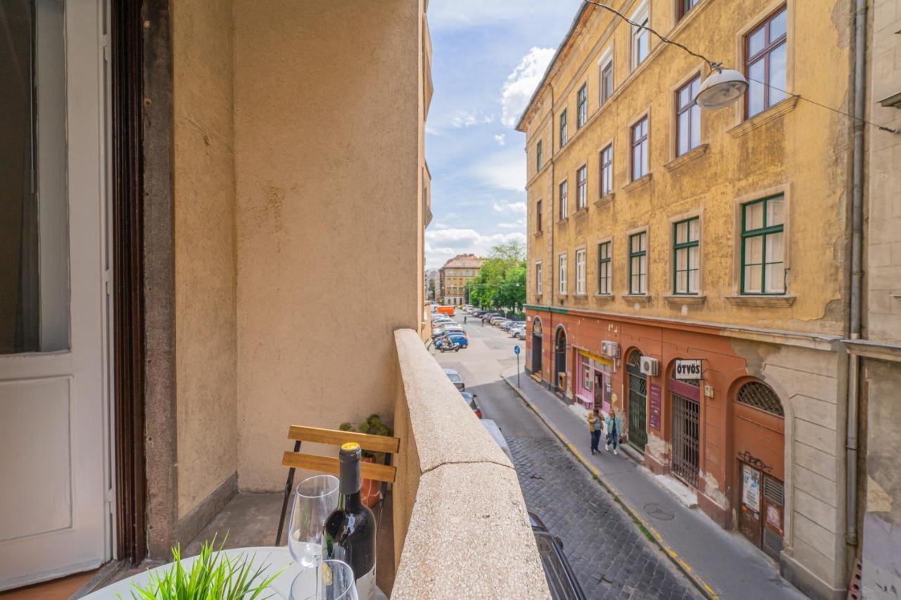 Central&Cozy Balcony!3Bdr 2Bth Budapest Exteriör bild