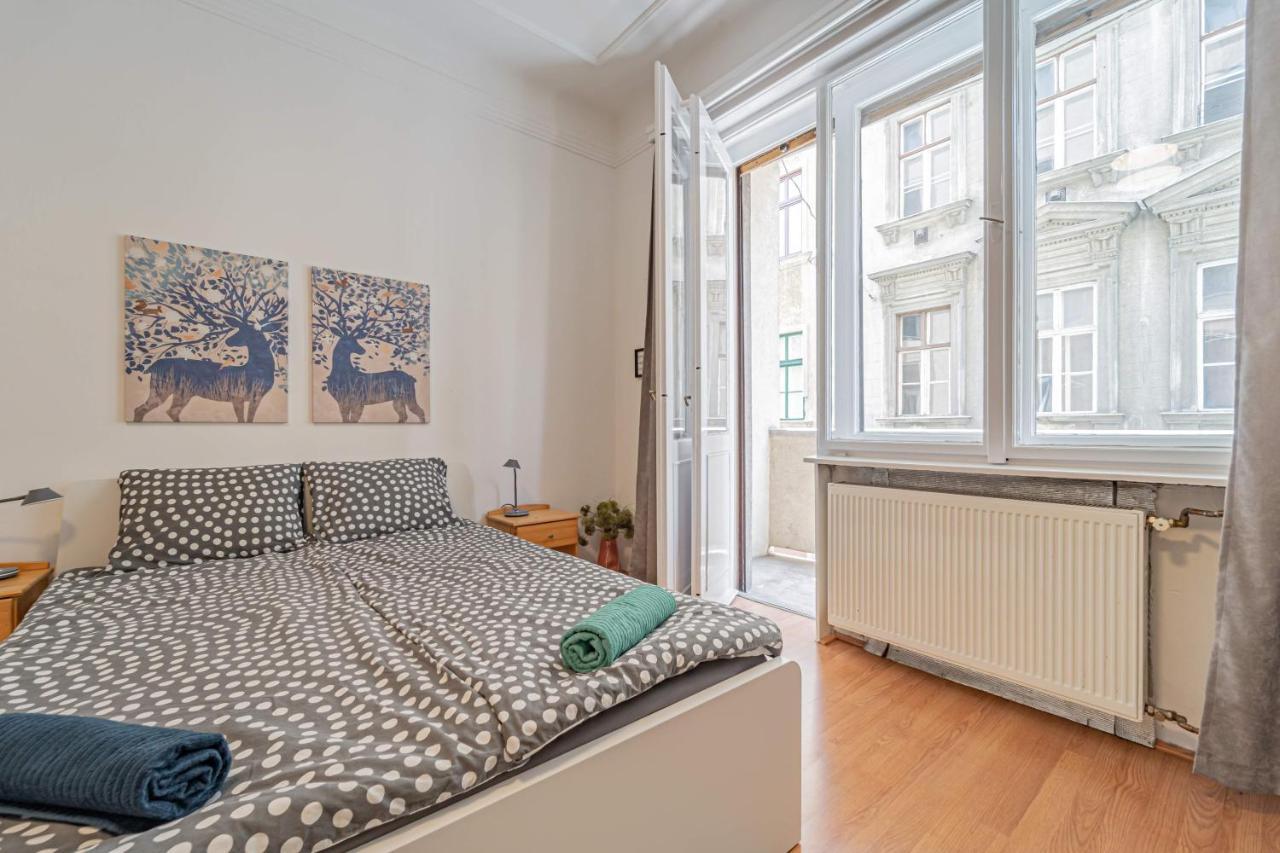 Central&Cozy Balcony!3Bdr 2Bth Budapest Exteriör bild