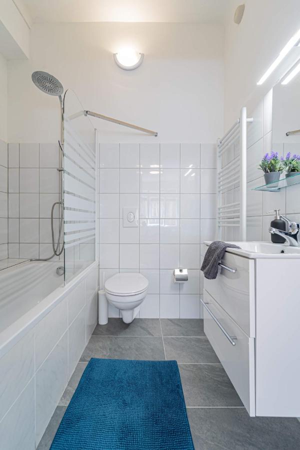 Central&Cozy Balcony!3Bdr 2Bth Budapest Exteriör bild
